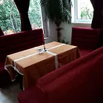 съни хил Къща за гости