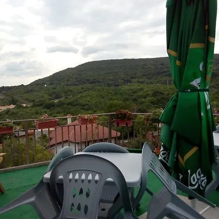 Sunny Hill